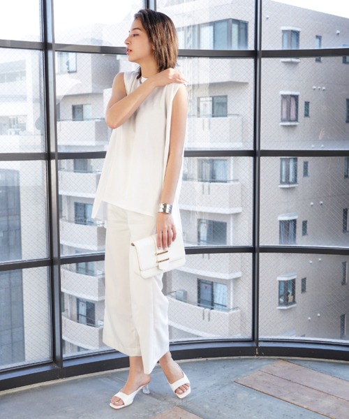 VIVIAN（ヴィヴィアン）の「スクエアトゥクリアヒールミュールサンダル（サンダル・レディース・ダークブラウン/ブラック/ホワイト・L/S/M/LL）」の16枚目の写真