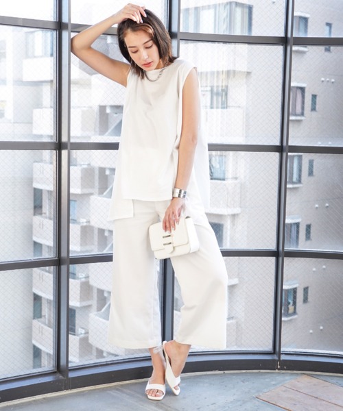 VIVIAN（ヴィヴィアン）の「スクエアトゥクリアヒールミュールサンダル（サンダル・レディース・ダークブラウン/ブラック/ホワイト・L/S/M/LL）」の17枚目の写真