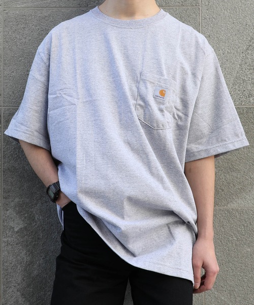 Carhartt（カーハート）の「Carhartt / カーハート/半袖TEE Workwear PKShort Sleeve T-Shirt CTK87（Tシャツ/カットソー・メンズ・チャコールグレー/ブラック/ネイビー/グレー/ブルー/グリーン/ブルーグレー/レッド系その他/ホワイト/ライトブルー/ブラウン/ダークネイビー/ライム/ライトピンク/グリーン系その他/ライトグリーン/キャメル・SMALL/MEDIUM/LARGE/X-LARGE）」の4枚目の写真