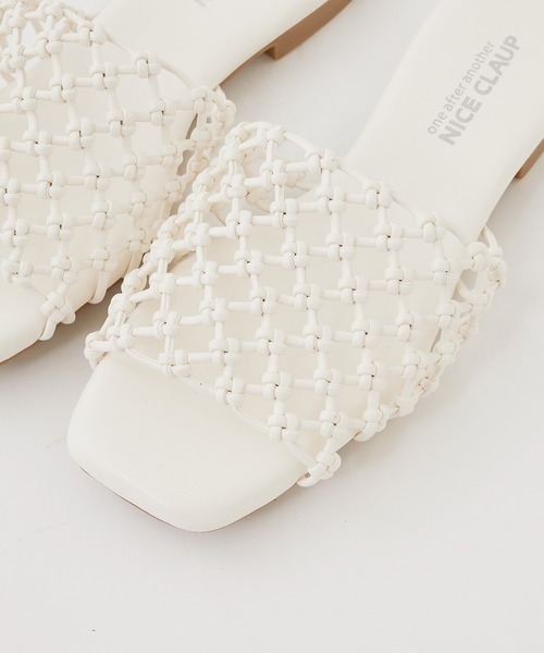 one after another NICE CLAUP（ワンアフターアナザーナイスクラップ）の「マクラメフラットサンダル（サンダル・レディース・ベージュ/アイボリー・LL/S/M/L）」の18枚目の写真