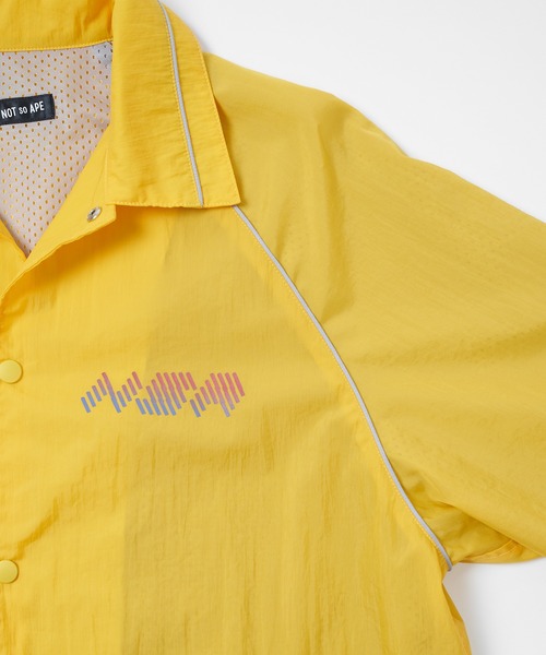 Not So Ape（ノットソーエイプ）の「Not so Apeコーチジャケット（ナイロンジャケット・メンズ・ベージュ/イエロー・MEDIUM/LARGE）」の12枚目の写真