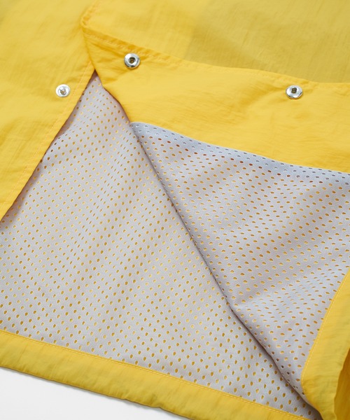 Not So Ape（ノットソーエイプ）の「Not so Apeコーチジャケット（ナイロンジャケット・メンズ・ベージュ/イエロー・MEDIUM/LARGE）」の16枚目の写真