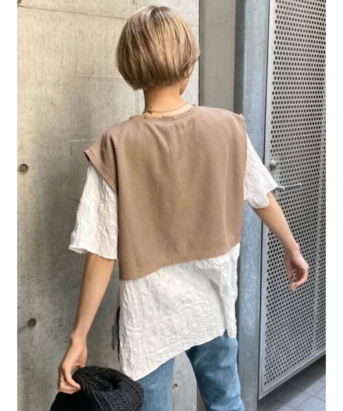 EMODA(エモダ)の「レイヤーバルキートップ(Tシャツ/カットソー・レディース・ベージュ/ブラック/ネイビー/アイボリー・FREE)」の8枚目の写真