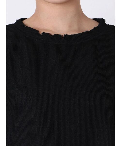 EMODA(エモダ)の「レイヤーバルキートップ(Tシャツ/カットソー・レディース・ベージュ/ブラック/ネイビー/アイボリー・FREE)」の13枚目の写真