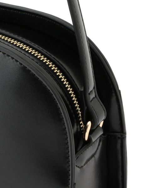 SALON adam et rope'（サロン アダム エ ロペ）の「【WEB限定】ハーフムーンショルダーバッグ（ショルダーバッグ・レディース・ブラック/キャメル・FREE）」の6枚目の写真