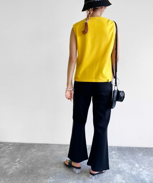 Birthday room（バースデイルーム）の「フロントボタンノースリーブカットソー（Tシャツ/カットソー・レディース・ブラック/レッド/イエロー/グリーン・FREE）」の10枚目の写真