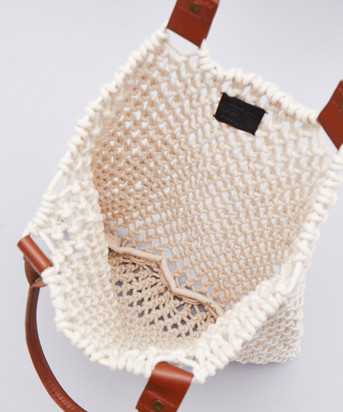 MAISON N.H PARIS（メゾンエヌアッシュパリ）の「MAISON NH PARIS GOA MEDIUM（トートバッグ・メンズ・ベージュ/ブラック・フリー）」の7枚目の写真