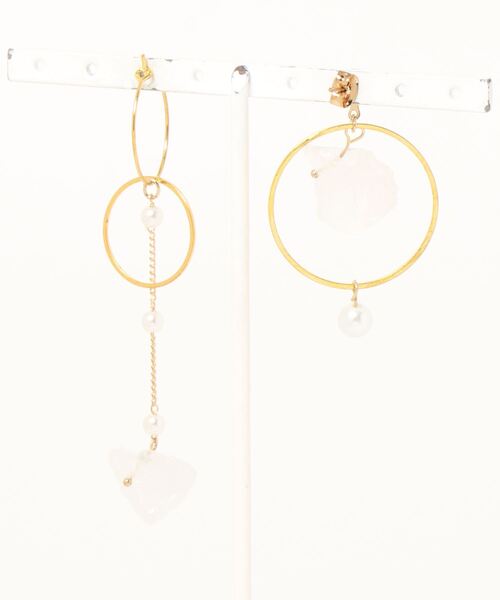 WILLSELECTION(ウィルセレクション)の「【felice】アシメトリーストーンピアス(イヤリング・レディース・オフホワイト・FREE)」の2枚目の写真