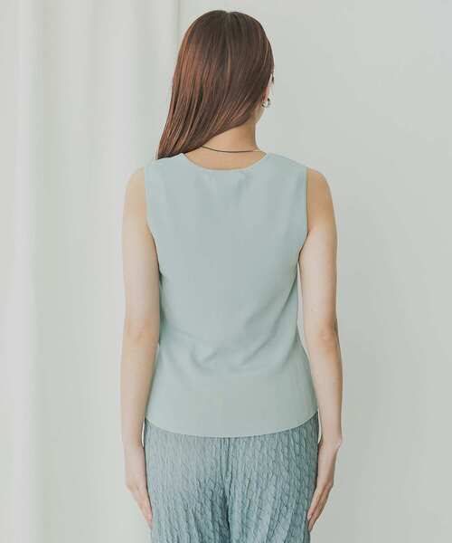 KBF+（ケービーエフプラス）の「KBF+　ノースリーブニットプルオーバー（ニット/セーター・レディース・ブルー系その他/ベージュ/ブラック・ONE）」の12枚目の写真