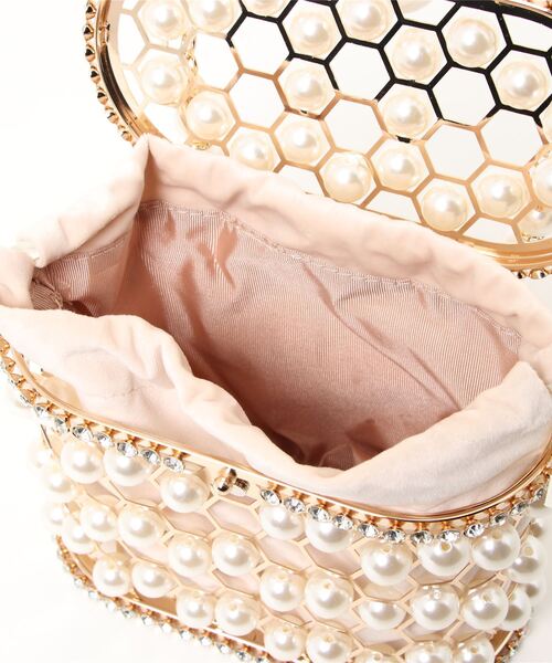 Jasmine Grandiflorum（ジャスミングランディフローラム）の「パール×ビジューキラキラハンドバッグ（ハンドバッグ・レディース・ブラック/ベージュ・FREE）」の4枚目の写真