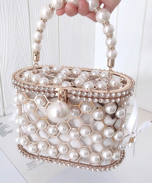 Jasmine Grandiflorum（ジャスミングランディフローラム）の「パール×ビジューキラキラハンドバッグ（ハンドバッグ・レディース・ブラック/ベージュ・FREE）」の2枚目の写真