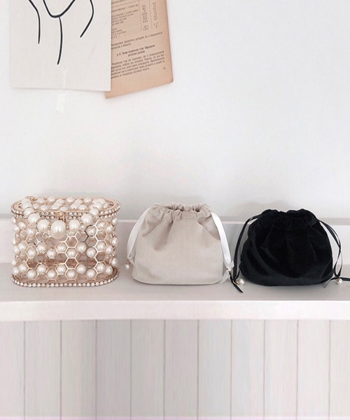 Jasmine Grandiflorum（ジャスミングランディフローラム）の「パール×ビジューキラキラハンドバッグ（ハンドバッグ・レディース・ブラック/ベージュ・FREE）」の9枚目の写真