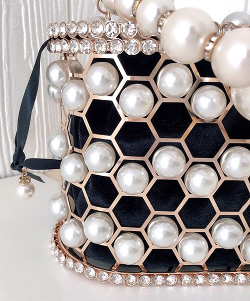 Jasmine Grandiflorum（ジャスミングランディフローラム）の「パール×ビジューキラキラハンドバッグ（ハンドバッグ・レディース・ブラック/ベージュ・FREE）」の17枚目の写真