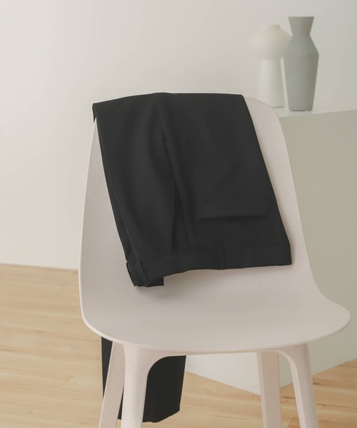 SENSE OF PLACE by URBAN RESEARCH（センスオブプレイスバイアーバンリサーチ）の「『WEB限定』セルフカットストレートパンツ（スラックス・メンズ・ブラック/ベージュ・MEDIUM/LARGE）」の2枚目の写真