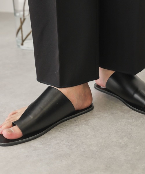 SENSE OF PLACE by URBAN RESEARCH（センスオブプレイスバイアーバンリサーチ）の「『WEB限定』セルフカットストレートパンツ（スラックス・メンズ・ブラック/ベージュ・MEDIUM/LARGE）」の14枚目の写真