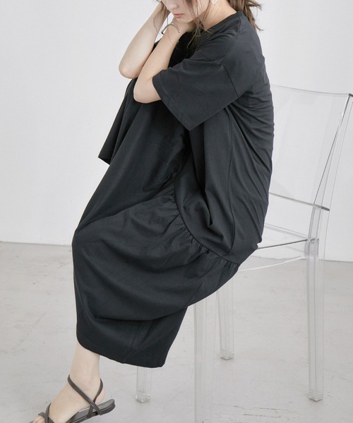 Fashion Letter(ファッションレター)の「裾ティアード半袖ワンピース 大きいサイズ(ワンピース・レディース・ブラック/モカ/チャコールグレー・M-L/L-XL/4L/LL/M)」の19枚目の写真