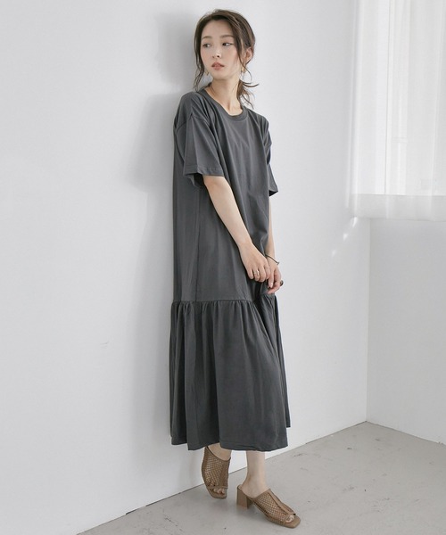 Fashion Letter(ファッションレター)の「裾ティアード半袖ワンピース 大きいサイズ(ワンピース・レディース・ブラック/モカ/チャコールグレー・M-L/L-XL/4L/LL/M)」の7枚目の写真