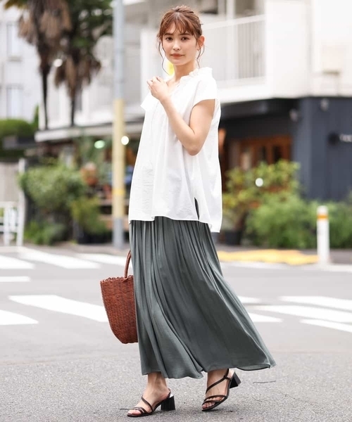 a.v.v（アーヴェヴェ）の「2WAYフリルスタンドカラーブラウス（シャツ/ブラウス・レディース・ホワイト/ブラック・36/40/38/42/34）」の18枚目の写真