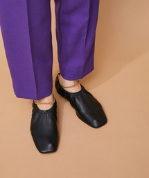 レザーシャーリングフラット