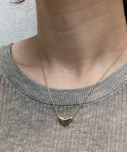 GOLDY(ゴールディ)の「【GOLDY/ゴールディ】ぷっくりトライアングルネックレス(ネックレス・レディース・シルバー/ゴールド・FREE)」の4枚目の写真