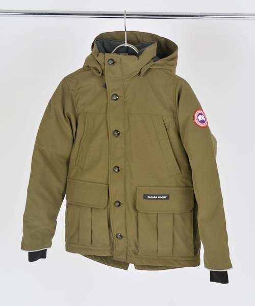 SHIPS（シップス）の「CANADA GOOSE(カナダグース):VERNON PARKA■（ダウンジャケット/コート・キッズ・オリーブ/ネイビー・MEDIUM/X-LARGE/SMALL/LARGE）」の2枚目の写真