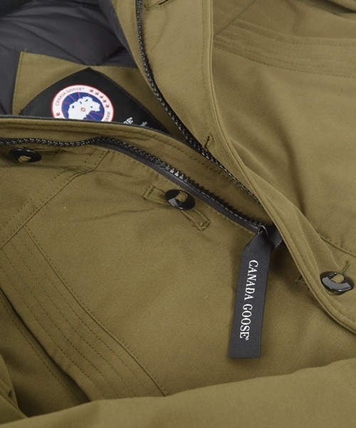 SHIPS（シップス）の「CANADA GOOSE(カナダグース):VERNON PARKA■（ダウンジャケット/コート・キッズ・オリーブ/ネイビー・MEDIUM/X-LARGE/SMALL/LARGE）」の7枚目の写真