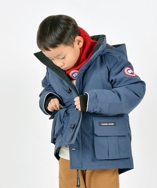 SHIPS（シップス）の「CANADA GOOSE(カナダグース):VERNON PARKA■（ダウンジャケット/コート・キッズ・オリーブ/ネイビー・MEDIUM/X-LARGE/SMALL/LARGE）」の4枚目の写真