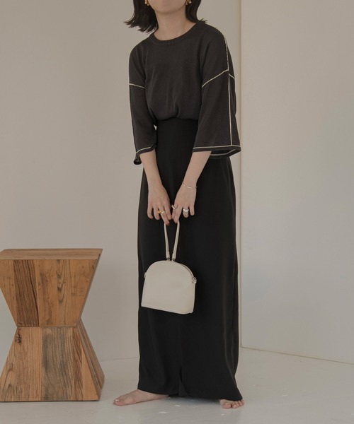 lawgy（ラウジー）の「slit simple tight skirt（スカート・レディース・ブラック・FREE）」の4枚目の写真
