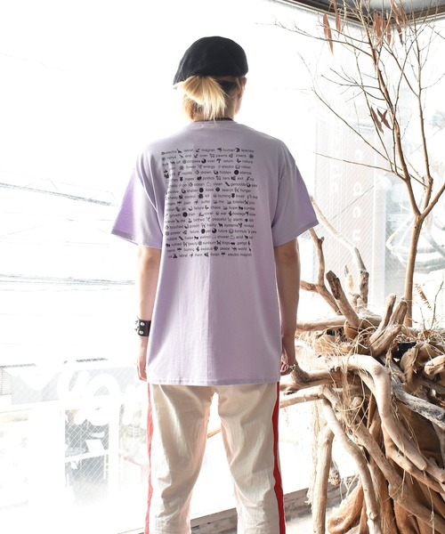 LABRAT(ラブラット)の「Nick Atkins×LABRAT "BACK 2 THE WILD" Tee(Tシャツ/カットソー・メンズ・ホワイト/ブラック/パープル・MEDIUM/LARGE/X-LARGE)」の5枚目の写真