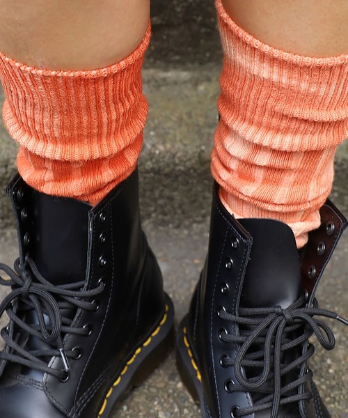 CAL O LINE（キャルオーライン）の「CAL O LINE/キャルオーライン TIE DYE LONG SOCKS タイダイ ソックス ロングソックス 靴下（ソックス/靴下・メンズ・パープル/ホワイト/ブラック/レッド/ブルー/イエロー/オリーブドラブ/オレンジ/ベージュ系・ONE SIZE）」の9枚目の写真