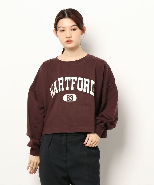 INGNI(イング)の「カレッジロゴミニスウェットショート丈プルオーバー(Tシャツ/カットソー・レディース・ダークブラウン/グレー/グリーン/スミクロ/オフホワイト/グリーン系/グレー系その他2/ブラウン系その他6/ホワイト系その他/ブラック系その他・M)」の7枚目の写真