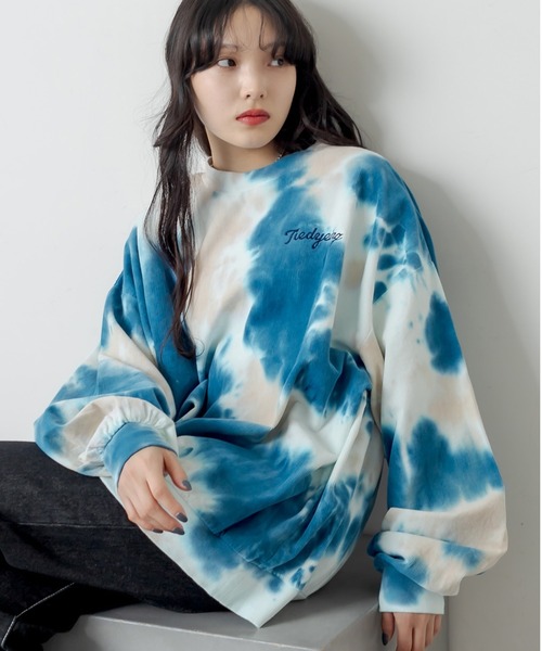 RASVOA(ラスボア)の「タイダイスウェット(スウェット・レディース・ブラック/ブルー・FREE)」の2枚目の写真