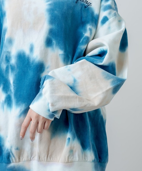 RASVOA(ラスボア)の「タイダイスウェット(スウェット・レディース・ブラック/ブルー・FREE)」の20枚目の写真