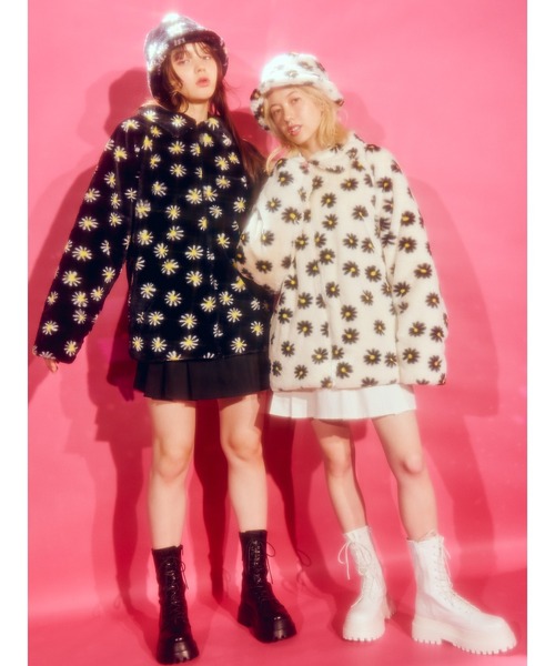 WC(ダブル シー)の「フラワーフェイクファーハット(ハット・レディース・ブラック/グリーン/ホワイト/オレンジ・FREE)」の8枚目の写真