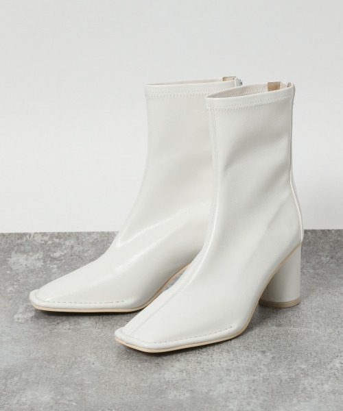 JEANASIS（ジーナシス）の「ストレッチモカシンブーツ/237337（ブーツ・レディース・ブラック/イエロー系その他/ホワイト・LARGE/MEDIUM）」の2枚目の写真