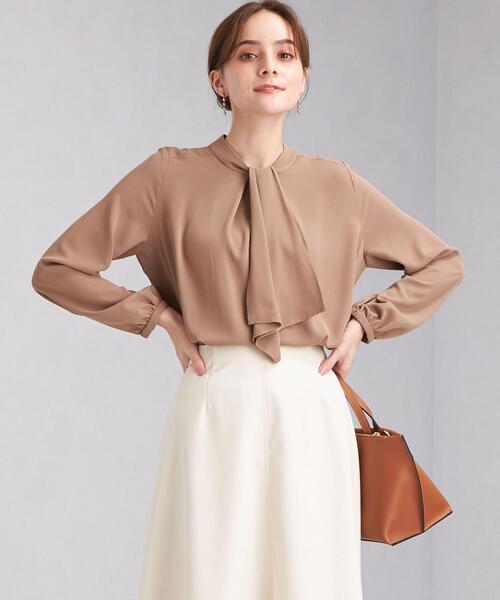 green label relaxing（グリーンレーベルリラクシング）の「ボウタイ バック ギャザー ロングスリーブ ブラウス ドット（シャツ/ブラウス・レディース・オフホワイト/ブラック/その他1/ベージュ・FREE）」の3枚目の写真