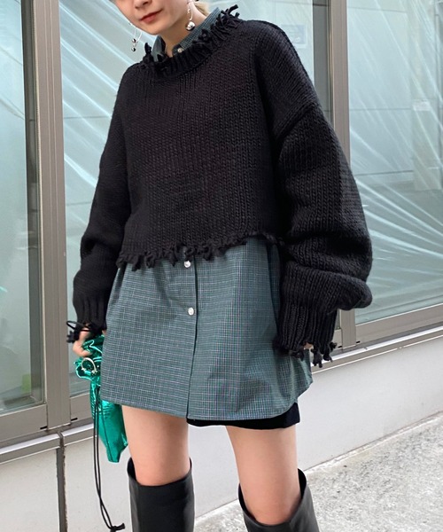 WHO'S WHO gallery（フーズフーギャラリー）の「ロービングダメージプルオーバー（ニット/セーター・レディース・ブラック/ダークグリーン/レッド/オフホワイト/ラベンダー・FREE）」の3枚目の写真