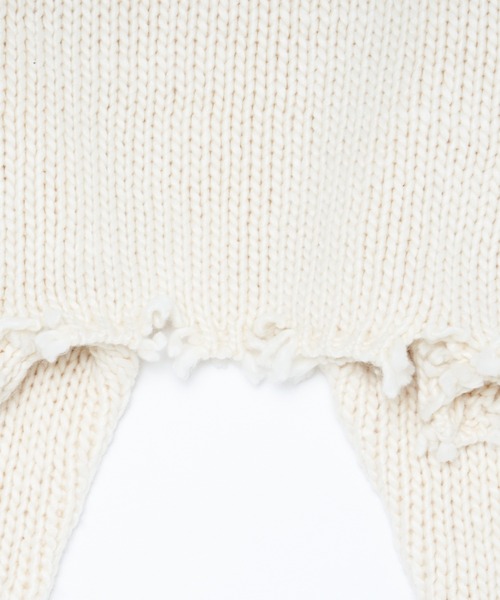 WHO'S WHO gallery（フーズフーギャラリー）の「ロービングダメージプルオーバー（ニット/セーター・レディース・ブラック/ダークグリーン/レッド/オフホワイト/ラベンダー・FREE）」の15枚目の写真