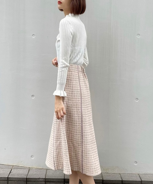 titty＆Co. PETIT（ティティアンドコープティ）の「【titty&Co.PETIT】ラインボタンニットミディスカート（スカート・レディース・ベージュ/グレー・FREE）」の7枚目の写真