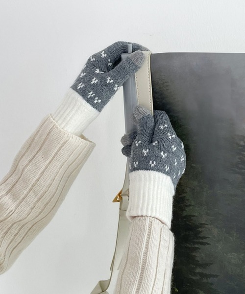 me+em select（ミームセレクト）の「ニットグローブ（手袋・レディース・ブラック/ネイビー/グレー・FREE）」の22枚目の写真