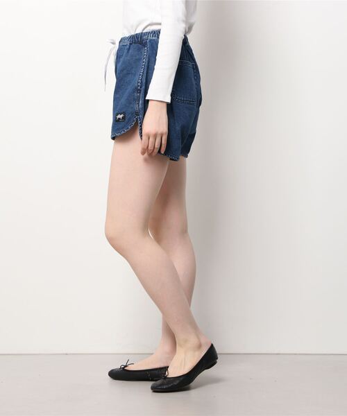 ROXY（ロキシー）の「ROXY/ロキシー  ルーズシルエット  デニムショートパンツ   RPT221074（デニムパンツ・レディース・ネイビー/インディゴブルー・S/M）」の3枚目の写真
