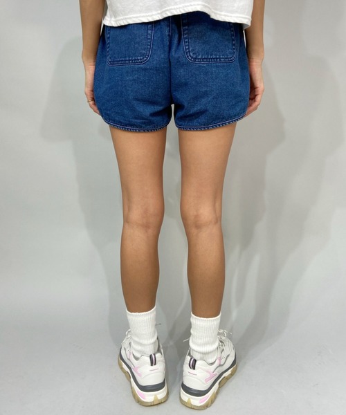 ROXY（ロキシー）の「ROXY/ロキシー  ルーズシルエット  デニムショートパンツ   RPT221074（デニムパンツ・レディース・ネイビー/インディゴブルー・S/M）」の6枚目の写真