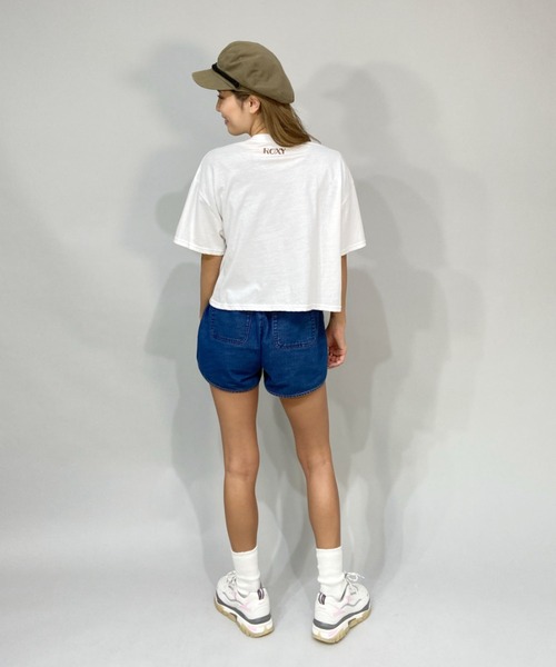 ROXY（ロキシー）の「ROXY/ロキシー  ルーズシルエット  デニムショートパンツ   RPT221074（デニムパンツ・レディース・ネイビー/インディゴブルー・S/M）」の9枚目の写真