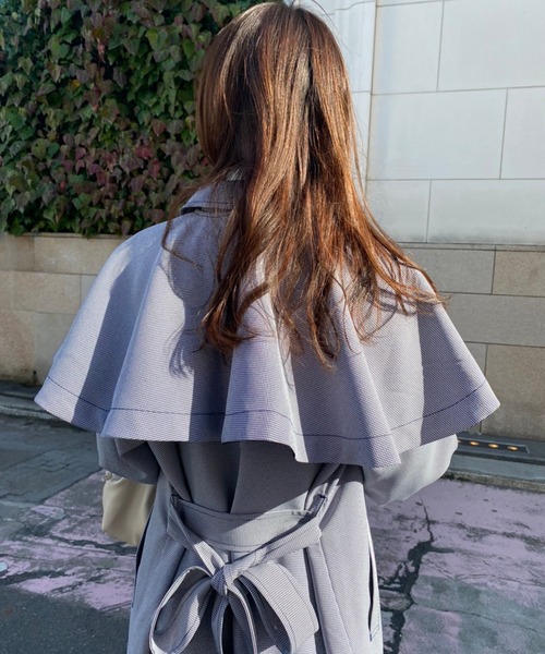 one after another NICE CLAUP（ワンアフターアナザーナイスクラップ）の「2WAYケープ付きステンカラートレンチコート（トレンチコート・レディース・ベージュ系その他/ブルー系その他/ネイビー系・FREE）」の22枚目の写真