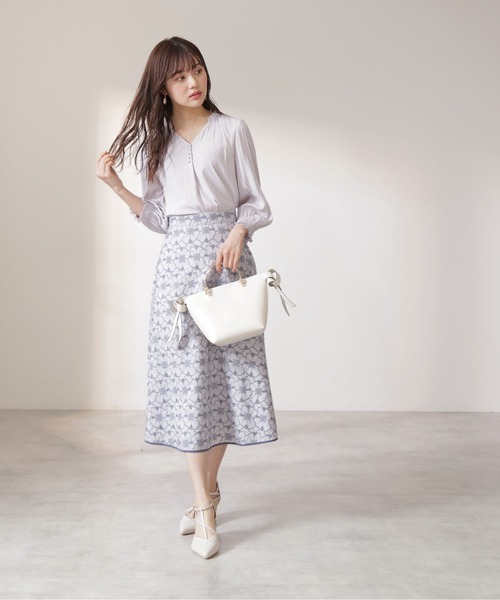 PROPORTION BODY DRESSING(プロポーションボディドレッシング)の「エンブロイダリーフラワースカート / 1212120309(スカート・レディース・オフホワイト/ライトグリーン/ブルー・MEDIUM/X-SMALL/SMALL)」の5枚目の写真
