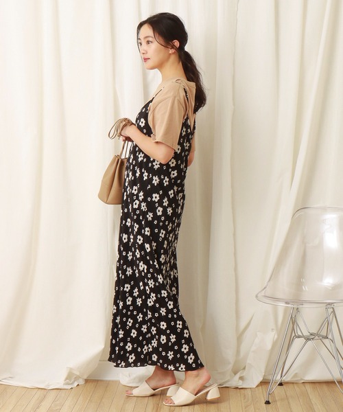 libelle more（リベル モア）の「スムース花プリントクリスタルプリーツジャンスカ（ジャンパースカート・レディース・グリーン/オフホワイト/ブラック・M/L）」の18枚目の写真