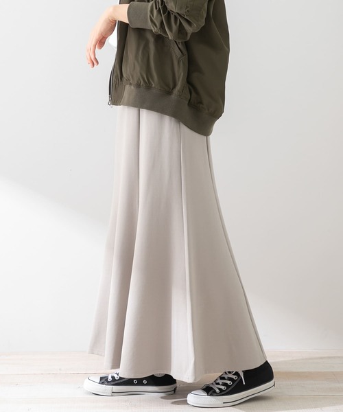 URBAN RESEARCH Sonny Label（アーバンリサーチサニーレーベル）の「『WEB限定』カットマーメイドスカート（スカート・レディース・ブラック/ベージュ系その他・FREE）」の13枚目の写真