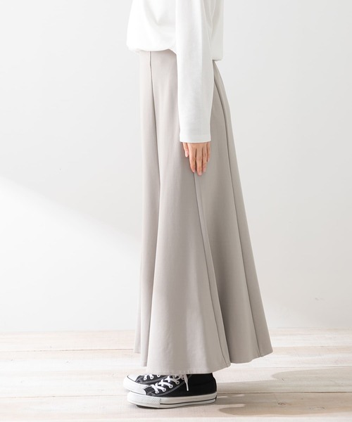 URBAN RESEARCH Sonny Label（アーバンリサーチサニーレーベル）の「『WEB限定』カットマーメイドスカート（スカート・レディース・ブラック/ベージュ系その他・FREE）」の12枚目の写真