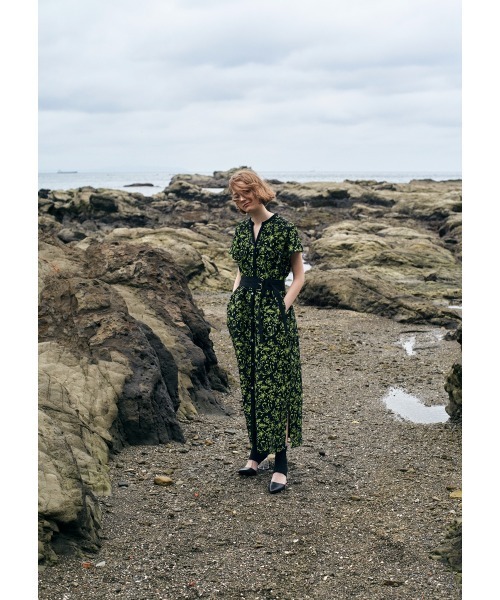ワンピース EBONY Bloom Long Shirt EBONY（エボニー）の「EBONY Bloom Long Shirt（ワンピース