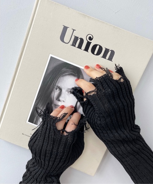 SANSeLF（サンセルフ）の「ダメージアームカバー【SANSeLF】sana22a002（アームカバー・レディース・ブラック/ホワイト・FREE）」の15枚目の写真